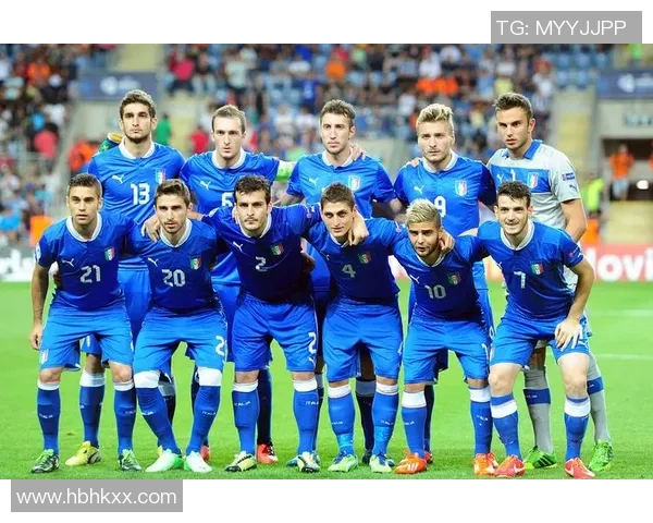 足球明星齐聚一堂共舞盛典展现激情与荣耀的精彩瞬间